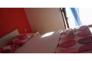 Chorwacja Privát Zavalatica, Zewnątrz